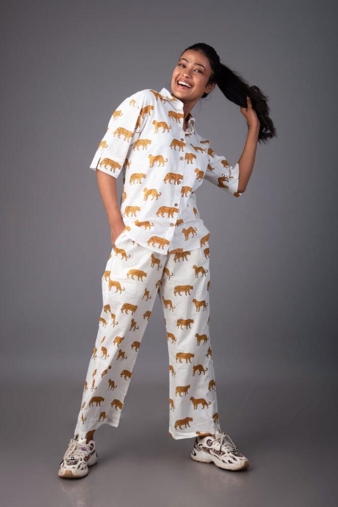 LEOPARD LUXE:WILD WHITE CHIC COTTON CO-ORD SET WITH POCKET PANTS