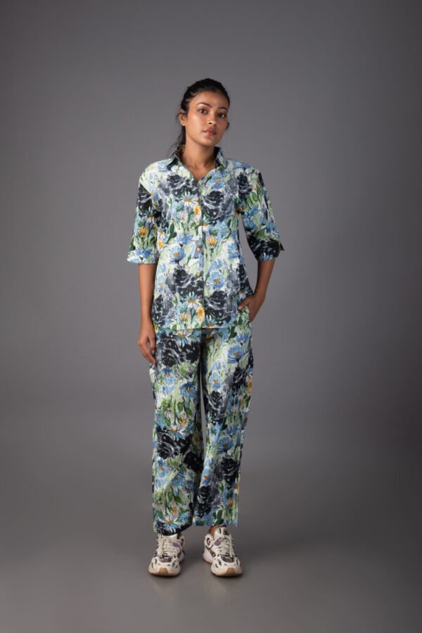 BLOOMÉ WALK: FLORAL PRINT LEISURE WEAR CO-ORD SET WITH POCKET PANTS