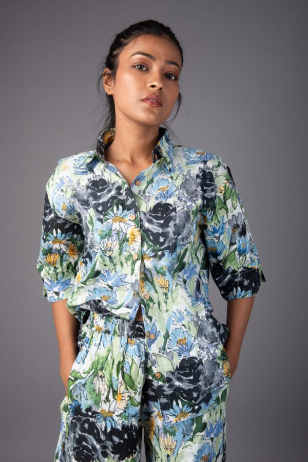 BLOOMÉ WALK: FLORAL PRINT LEISURE WEAR CO-ORD SET WITH POCKET PANTS - Image 2
